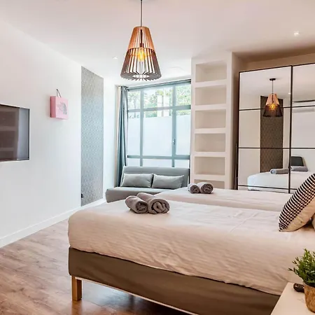 Spacious Family Loft - Prime Location - Croisette And Palais - By Totolulucannes Apartman *